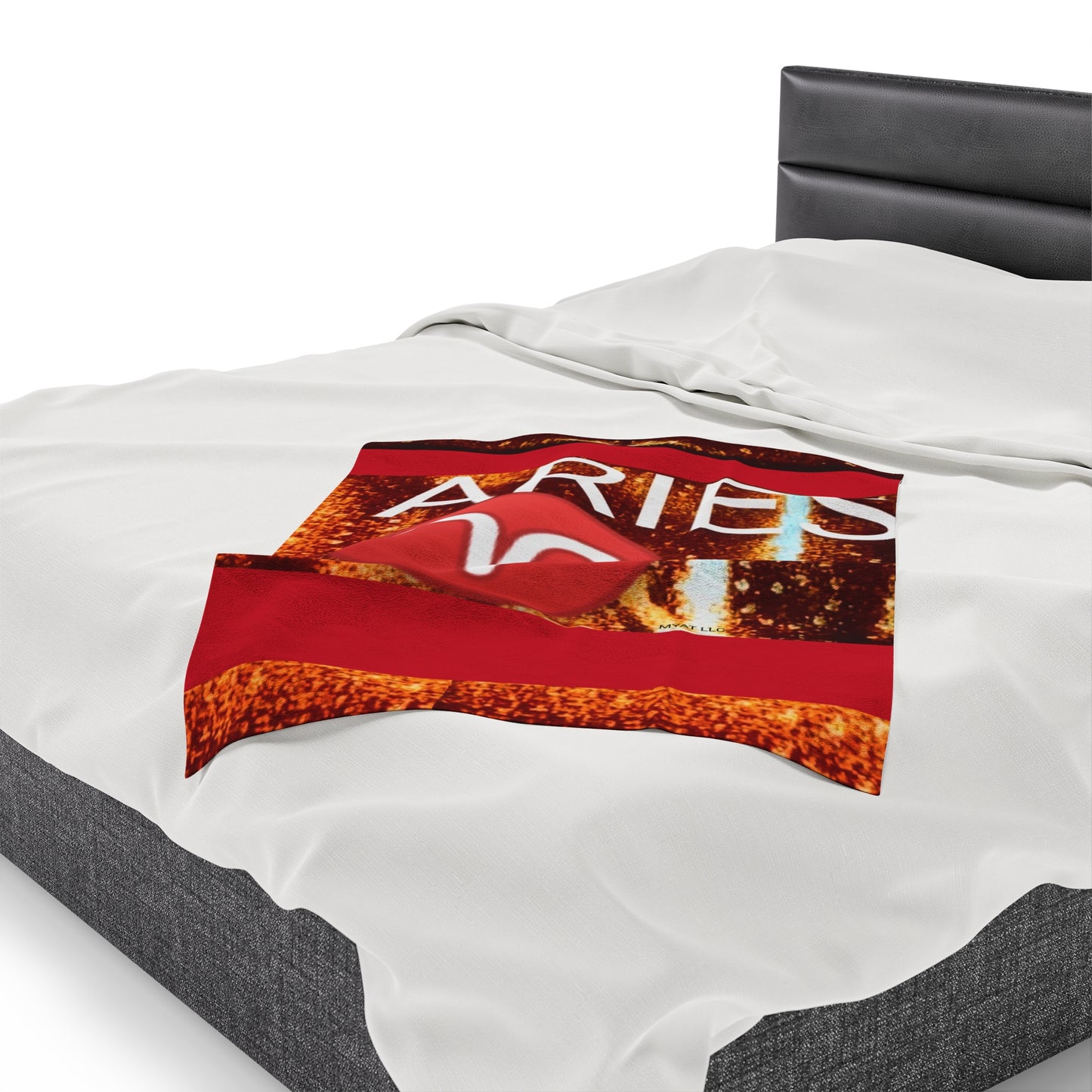 SAGI Velveteen Plush Blanket