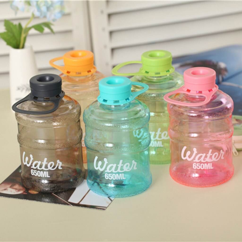 650ml Larg Size Sports Water Bottle Portable Plastic Spray Bottle Leakproof Travel Cup - MarvelouStoree