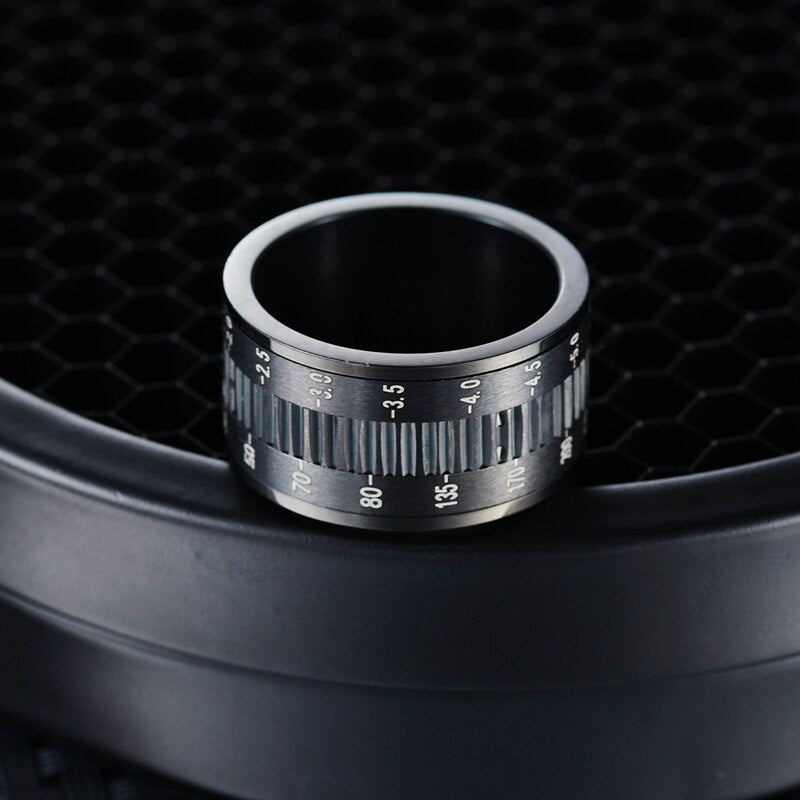 Camera ring Parameters Can Be Adjusted By Turning, Photographer's Rotating Camera Lens Ring