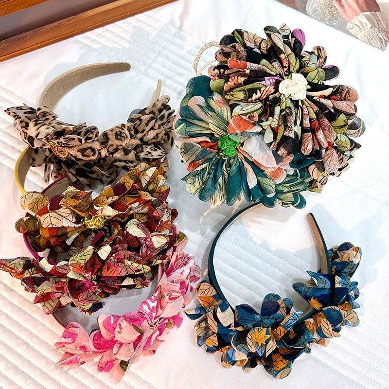 Fashionable leaf pattern fabric oversized flower headband - MarvelouStoree