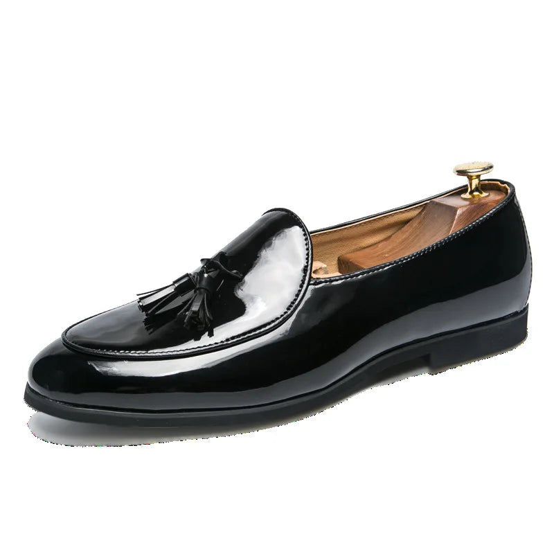 Handmade Fashion Tassel Loafers Black Bottom Leather Gentleman Fashion Stress Shoes Men Business Driving Shoes