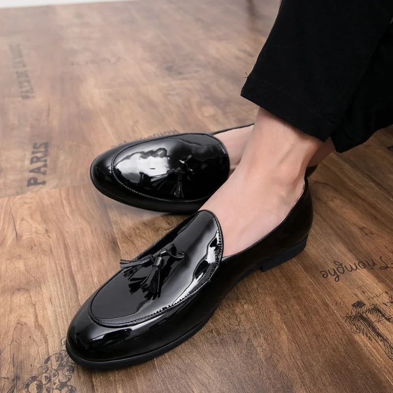 Handmade Fashion Tassel Loafers Black Bottom Leather Gentleman Fashion Stress Shoes Men Business Driving Shoes