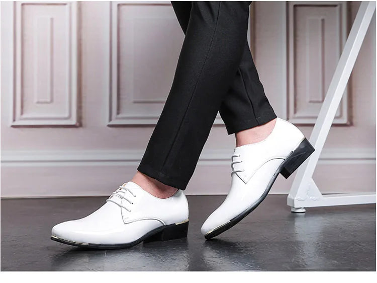 2023 Classic Men Luxury Business Shoes Derby Gentleman Honorable Oxford Mens Red White Men Party Shoes for Men Dress Shoes