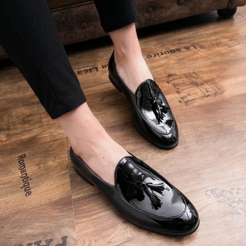 Handmade Fashion Tassel Loafers Black Bottom Leather Gentleman Fashion Stress Shoes Men Business Driving Shoes