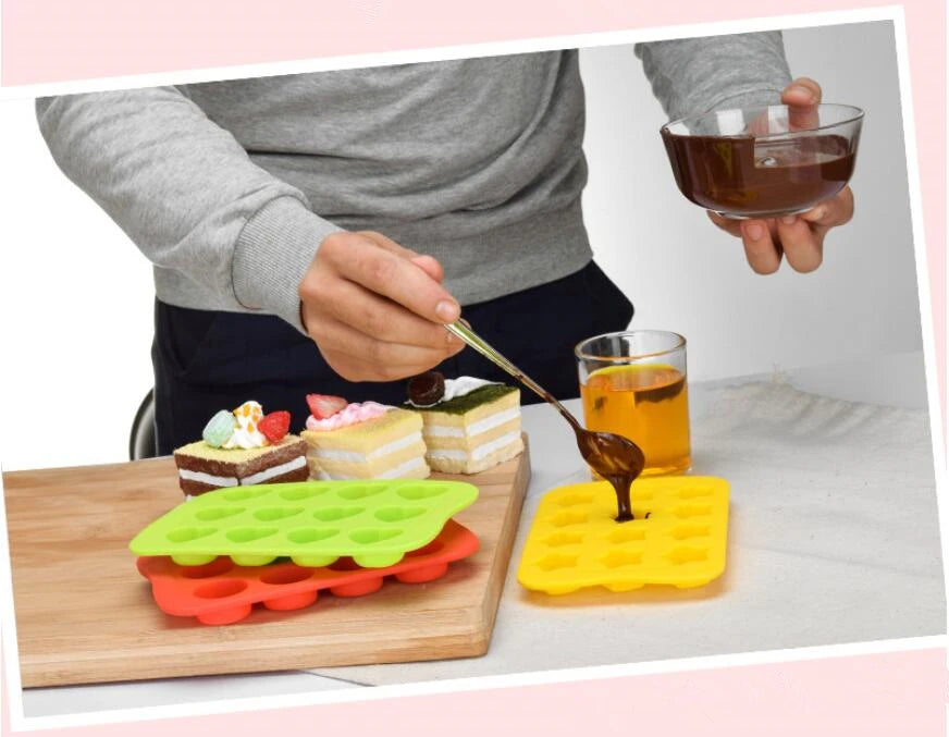 12 Grid Silicone Chocolate Jelly Mold Tray Creative Star/Heart/Round Shaped Ice Cube Cake Mold Jelly Pudding Mold