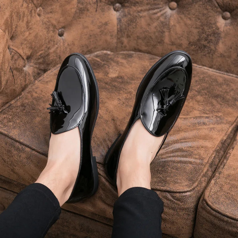 Handmade Fashion Tassel Loafers Black Bottom Leather Gentleman Fashion Stress Shoes Men Business Driving Shoes