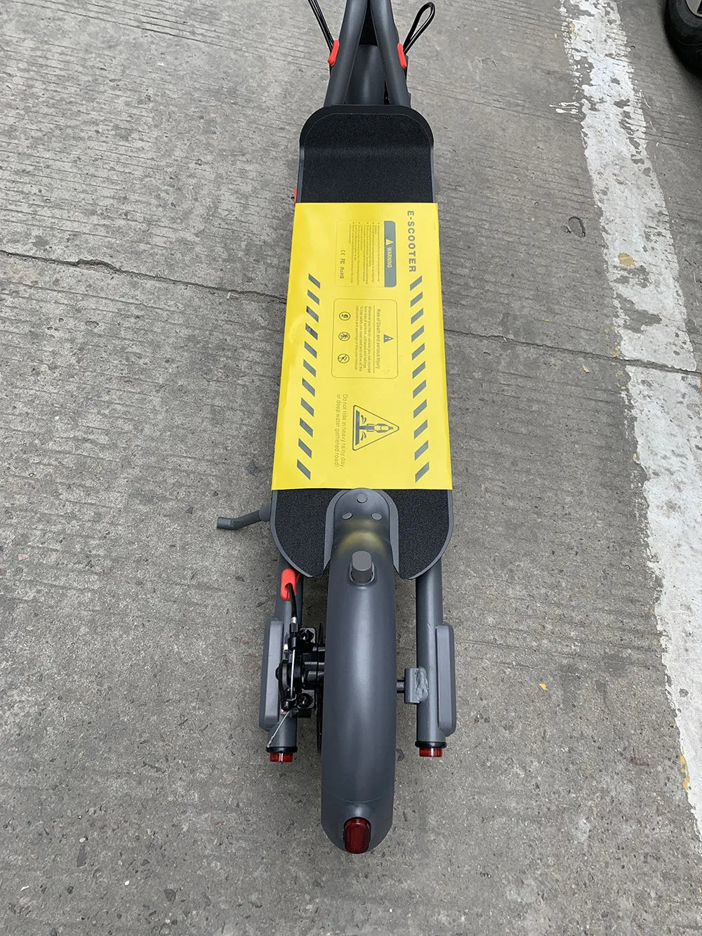 Adult 8.5 Inch Aluminum Alloy Electric Scooter Can Be Folded 2 Wheel Scooter On Behalf Of Driving Electric Scooter