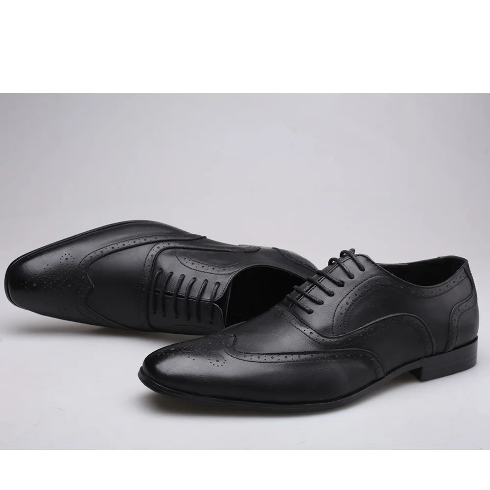 New Formal Leather Shoes for Men Men's Business Casual Leather Shoes Dinner Party Pointy Shoeses Fashion Brogue Men's Shoes