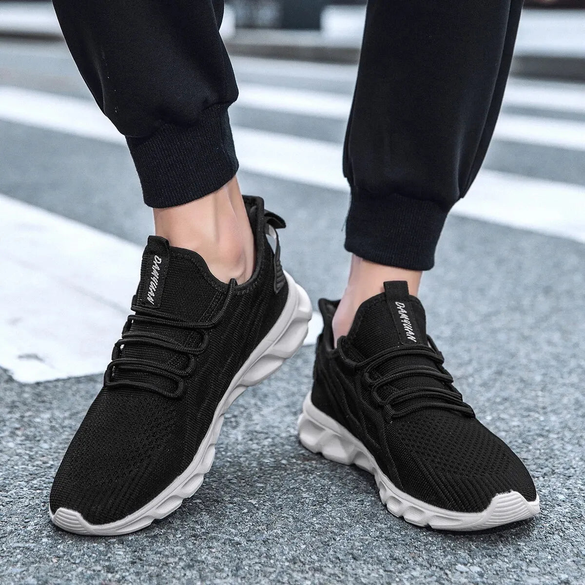 Men Vulcanized Walking Running Shoes Unisex Casual Lightweight Tennis Shoes Athletic Sports Shoes Breathable Fashion Sneakers