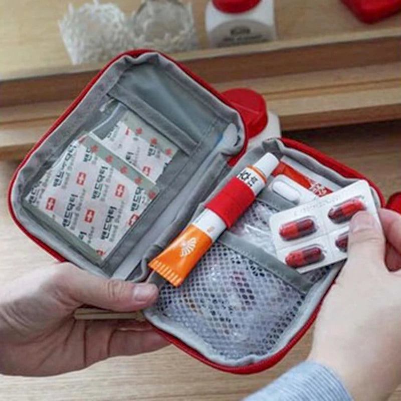 Mini Portable Medicine Bag Travel First Aid Kit Medicine Bag Storage Bag Survival Kit Medicine Box Outdoor Emergency Camping