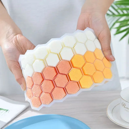 Large-capacity Ice Trays Silicone Mold Reusable Honeycomb Ice Cube Maker Food Grade Ice Maker with Lids Popsicle Mould Mold