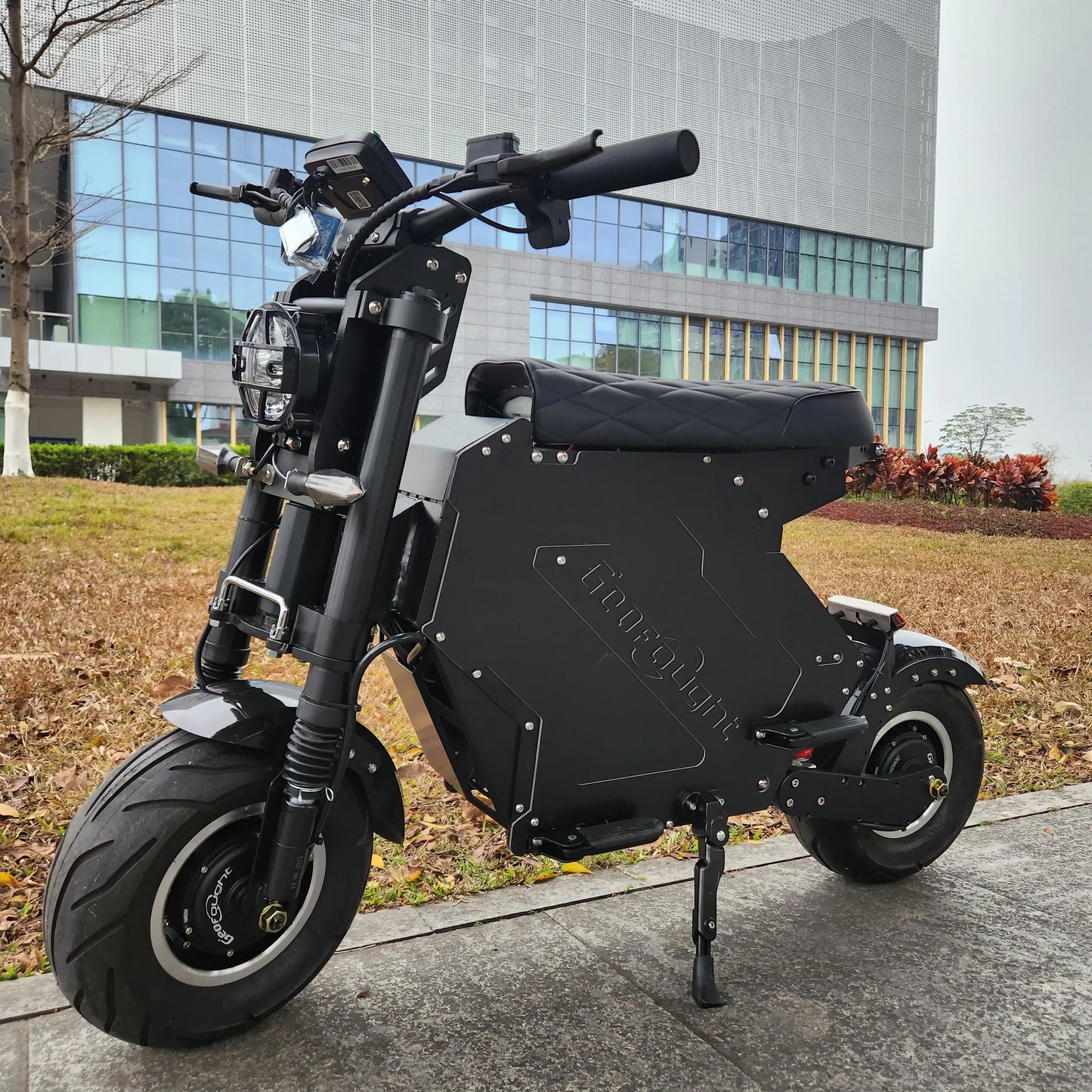 72V Electric Hyper Scooter Motorcycle 10000 Watt Bike Fast Fat Wheele 5000W 52V 50MPH 120 KMH Off Road Mopeds Escooter for Adult