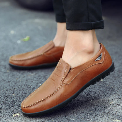 CLOHOO men's comfortable soft sole slip-on Loafers versatile casual men's shoes business formal leather shoes