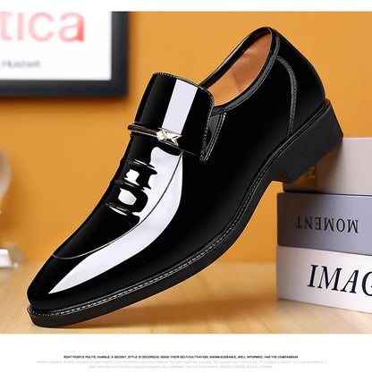 Patent Leather Shoes for Men Business Shoes Casual Point Toe Slip on Loafers for Men Luxury Party Wedding Plus Size Shoes2023