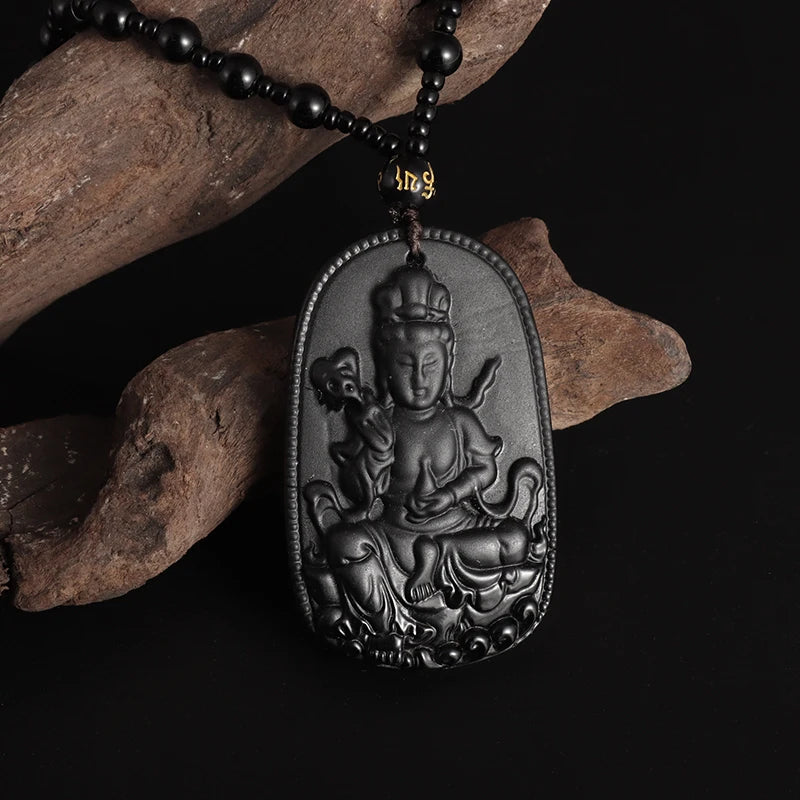 Buddhist Sakyamuni Buddha Pendant Frosted Crystal Buddha Statue Necklace Bead Chain Men and Women Amulet Jewelry