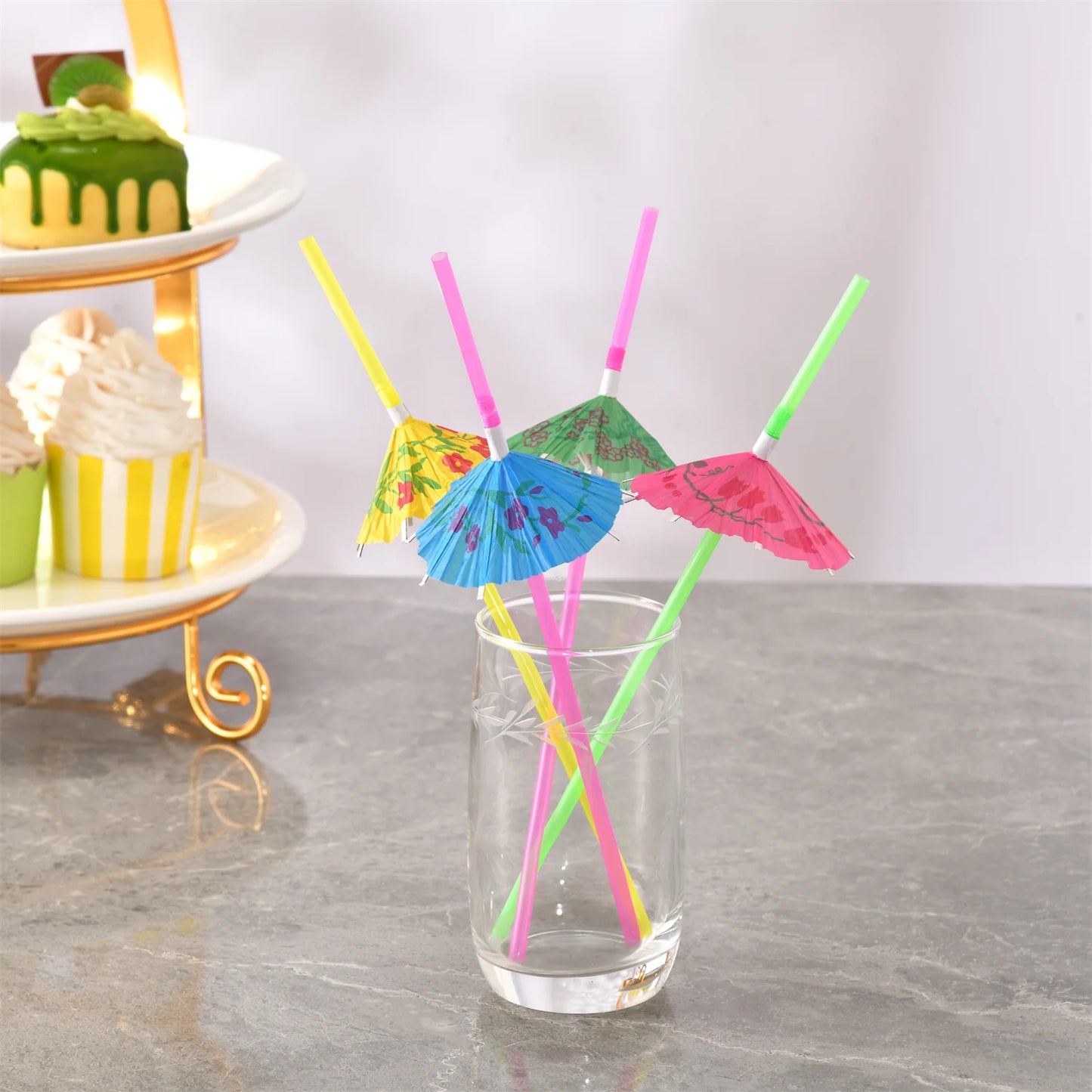 100 Pcs Disposable Straws Rainbow Umbrella Fruit Straws Table Decor Tropical Drinks for Cocktail Soft Drinks Hawaiian Party