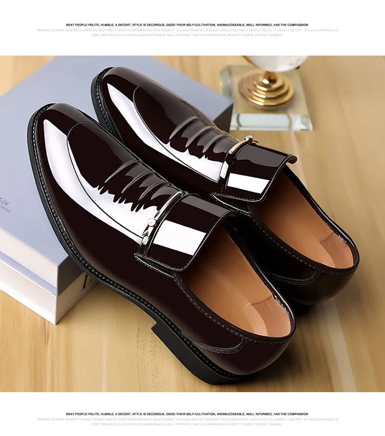 Patent Leather Shoes for Men Business Shoes Casual Point Toe Slip on Loafers for Men Luxury Party Wedding Plus Size Shoes2023