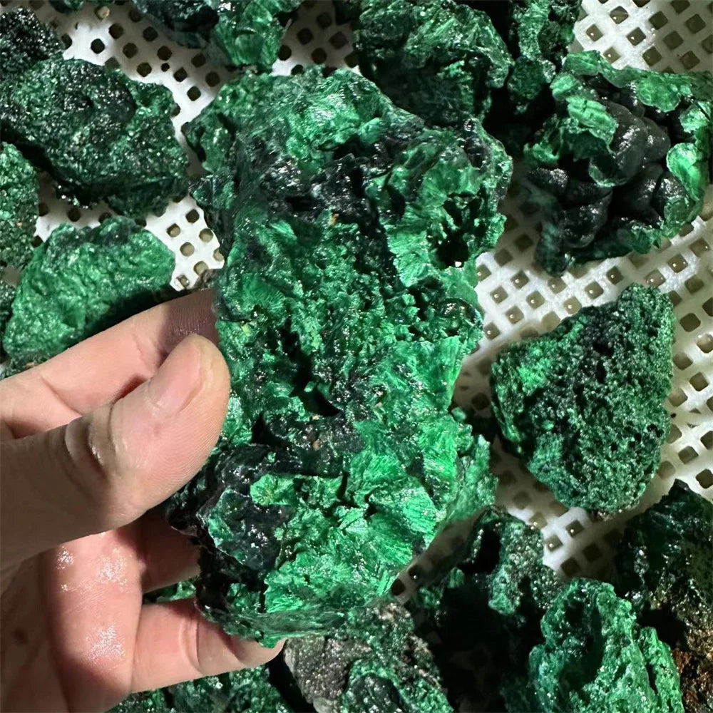 Natural Green Malachite Raw Stone Rough Crystal Clastic Rock Cube Collectible Gravel Minerals Specimen Home Garden