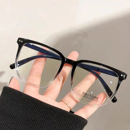 A Fashionable And Trendy Anti Blue Light Large Frame With Gradient Wood Grain Flat Light Glasses Frame For Women