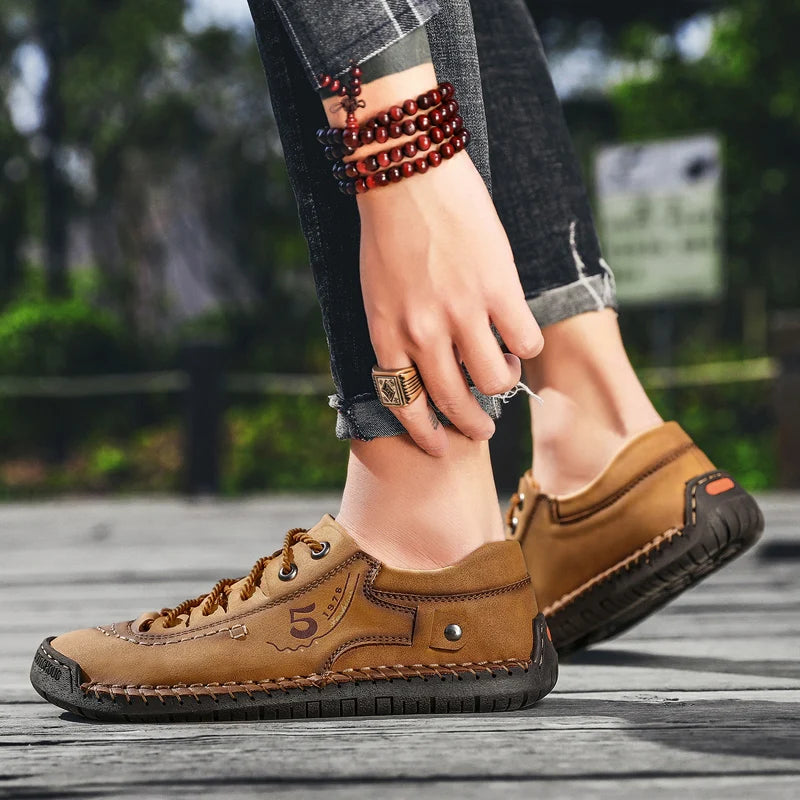 New Men Leather Casual Shoes Outdoor Comfortable High Quality Fashion Soft Homme Classic Ankle Non-slip Flats Moccasin Trend