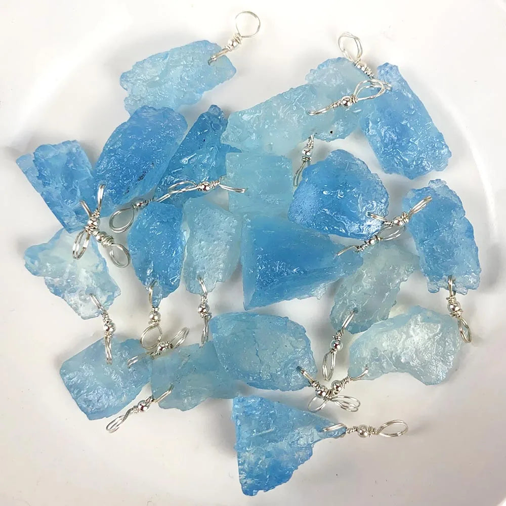 Wholesale Raw Aquamarine Pendant Natural Crystal Real Gemstone Blue Beryl Mineral Rough Stone Neclace For Jewelry Woman Gift