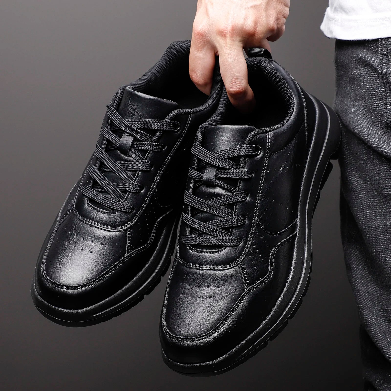 Men's Business Leather Shoes Soft Moccasin Shoes Comfortable Casual Shoes for Men Autumn Solid Black White Men Sneakers