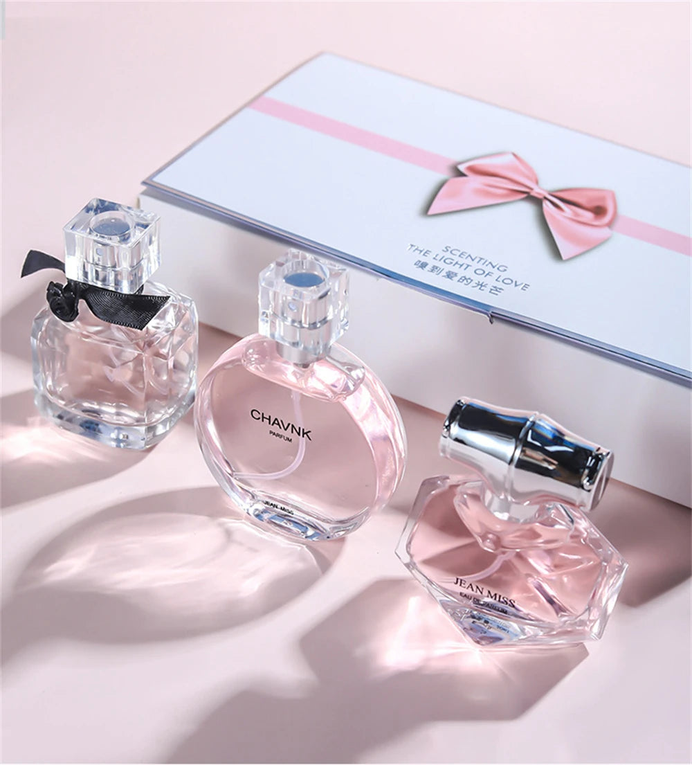 Brand 90ml Gift Box 3PCS Set Women Perfume Spray Exudes Feminine Charm Lasting Fragrance Floral Scent pheromone Eau De Parfum