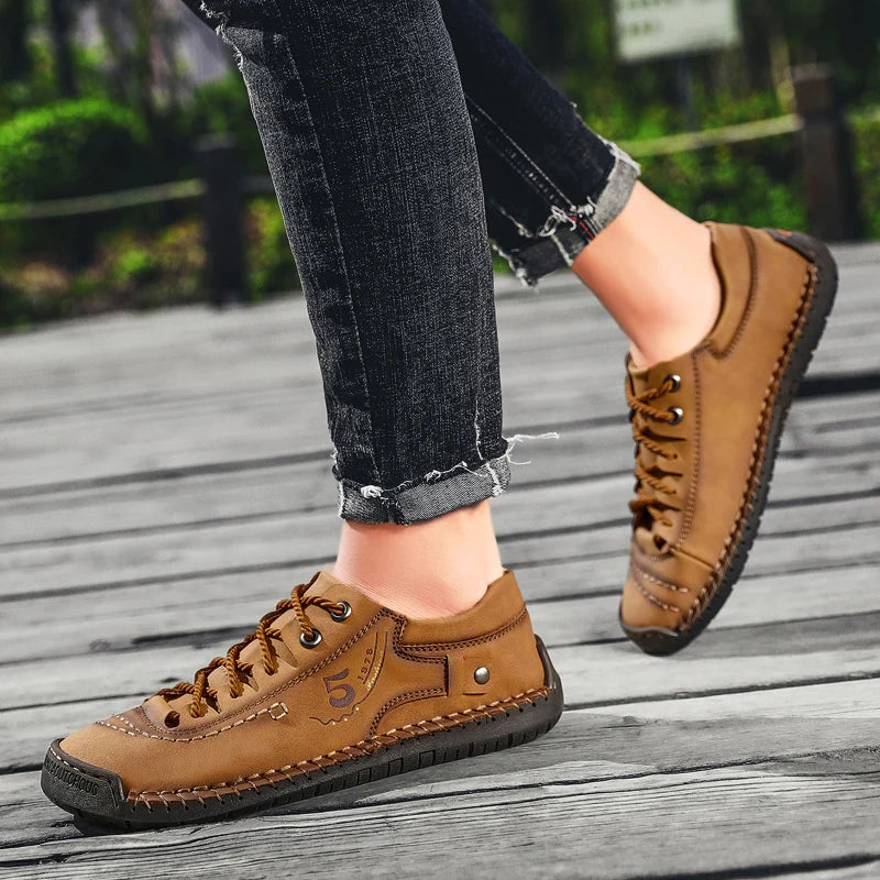 New Men Leather Casual Shoes Outdoor Comfortable High Quality Fashion Soft Homme Classic Ankle Non-slip Flats Moccasin Trend