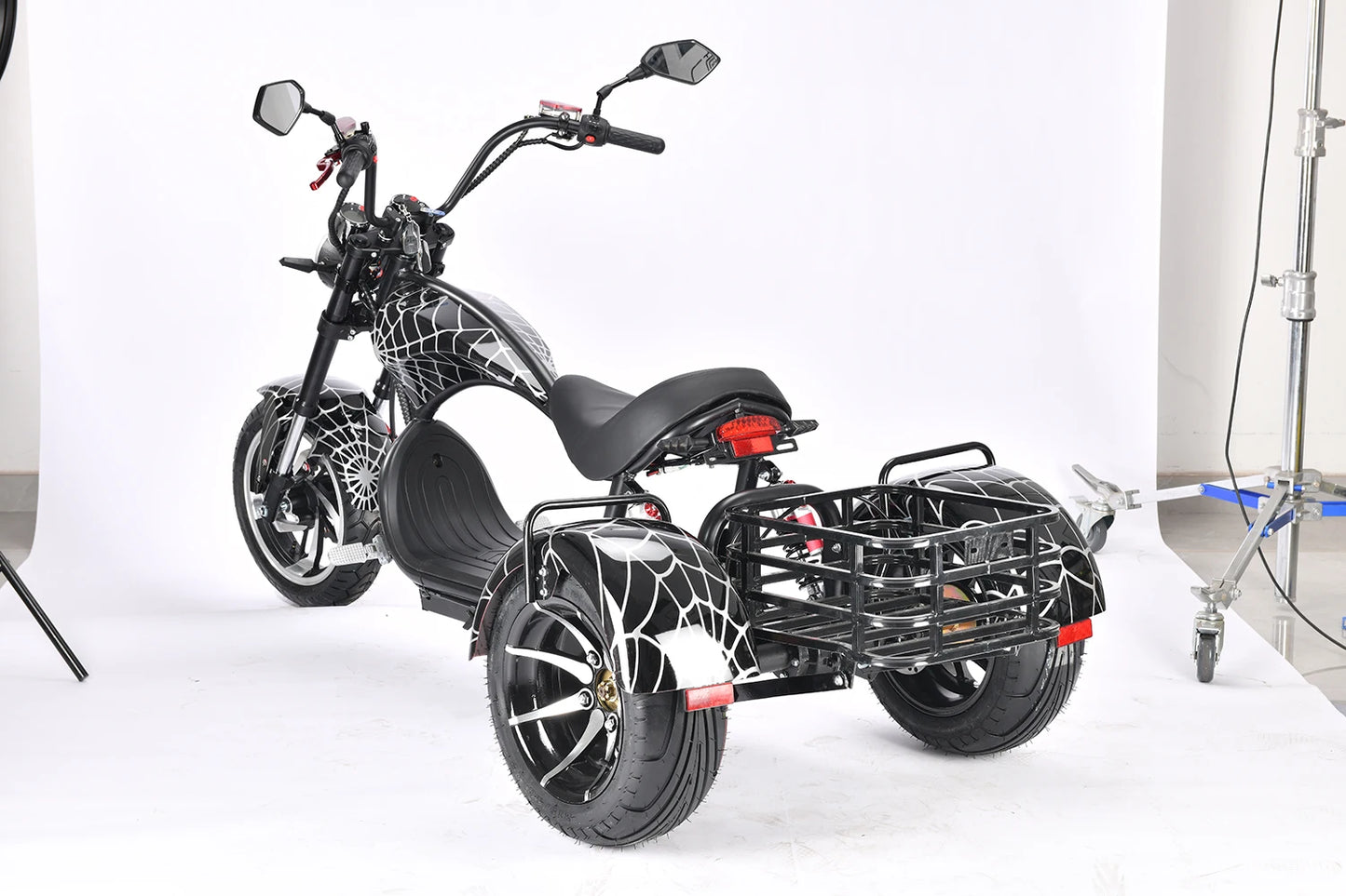 18Inch Fat Tire Electric Motorcycle Max Speed 40KM/H 1500W Powerful Motor Max Load 250KG Adult Citycoco Electric 3 Wheel Scooter