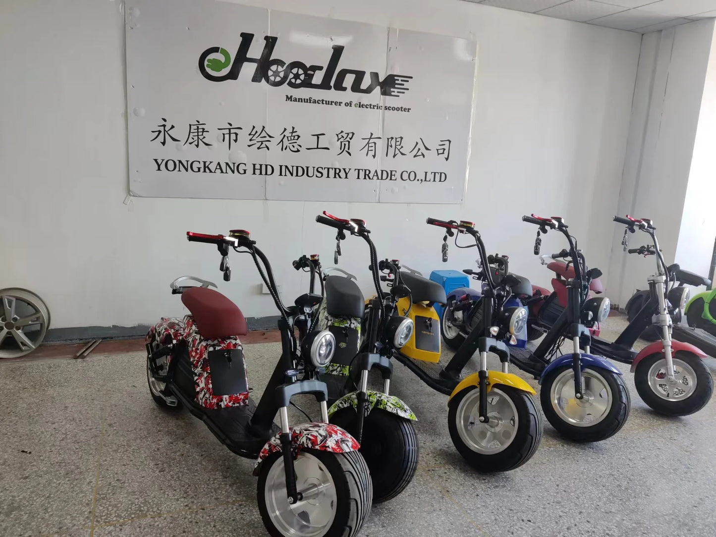 60V25AH 4000W Motor Citycoco Electric Scooter 18 Inch Snowfield Off-road Tire Max Speed 70-80KM/H Max Load 250KG USA STOCK