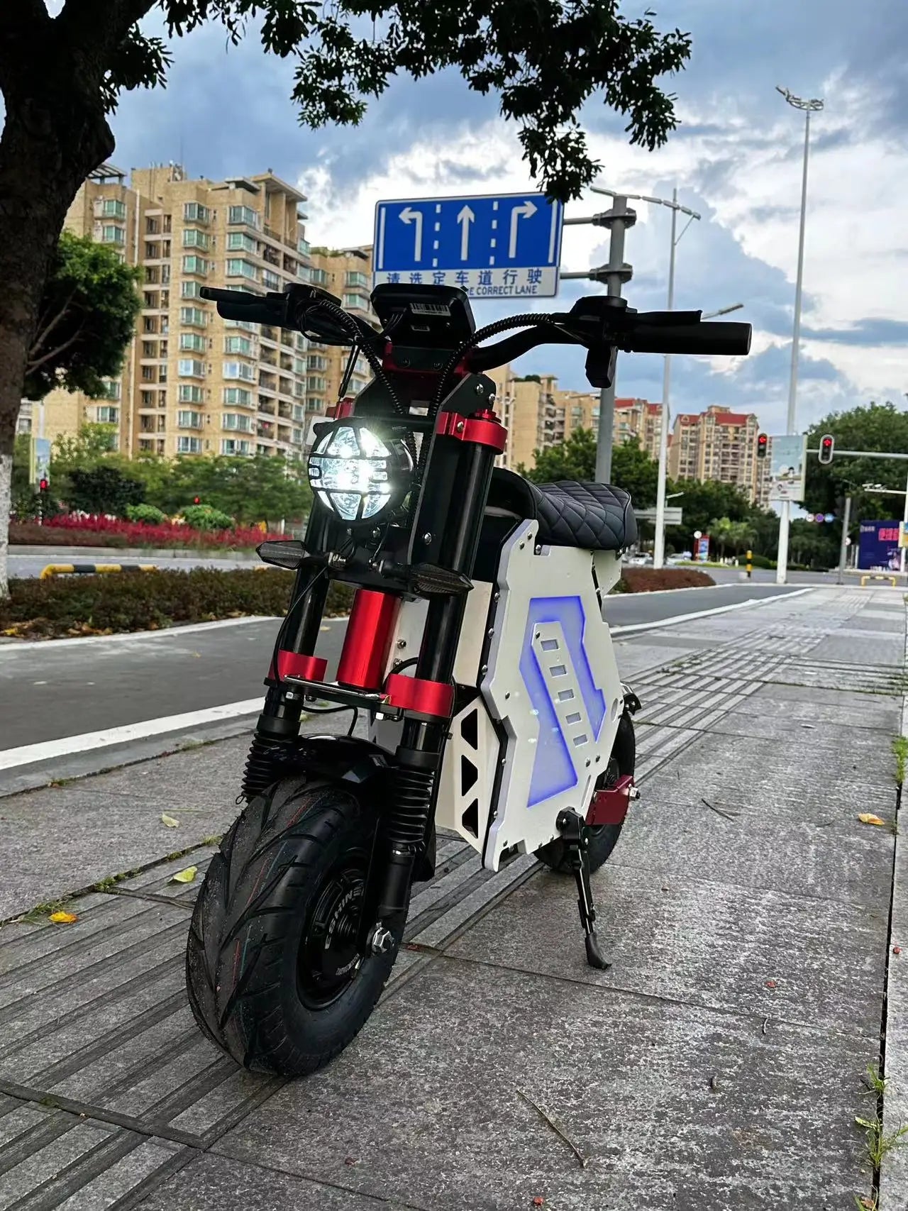 110KM/H 120KM/H 140KMH High Speed Fast Electric Scooter Motorcycle for Adults 72V 15000W Powerful E Scooters Escooter with Seat