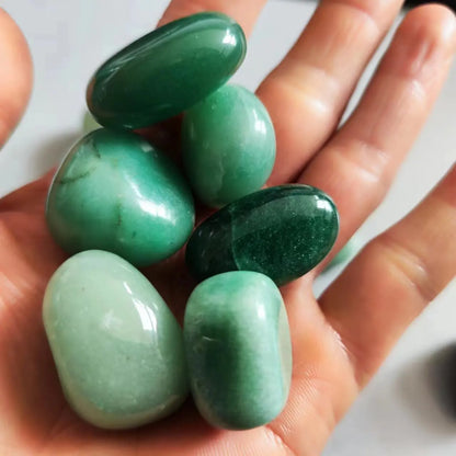 Natural Green Aventurine Quartz Crystal Stone Tumbled Reiki Healing Natural Stone and Minerals Home Decoration Stone