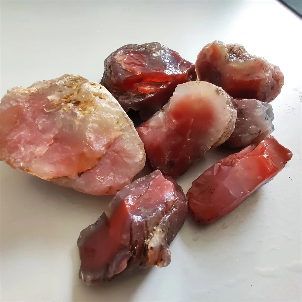 Natural Treasure Southern Red Agate Raw Carnelian Diffuser Oil Raw Stone Crystals Healing Specimen Home Garden Decoration Stone