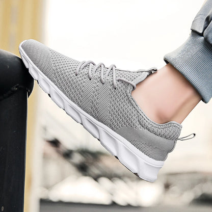 Hot Sale Light Man Running Shoes Comfortable Breathable Men's Sneaker Casual Antiskid and Wear-resistant Jogging Men Sport Shoes