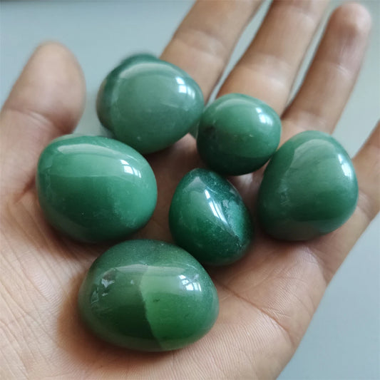 Natural Green Aventurine Quartz Crystal Stone Tumbled Reiki Healing Natural Stone and Minerals Home Decoration Stone