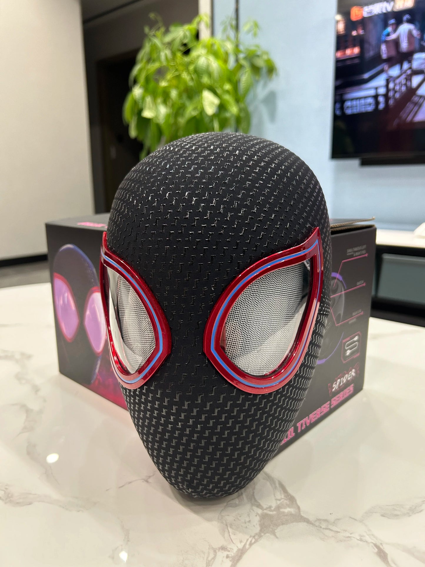 Miles Spiderman Headgear Mask Cosplay Moving Eyes With Ligth Electronic Mask Spider Man 1:1 Remote Control Toys Adults Kids Gift