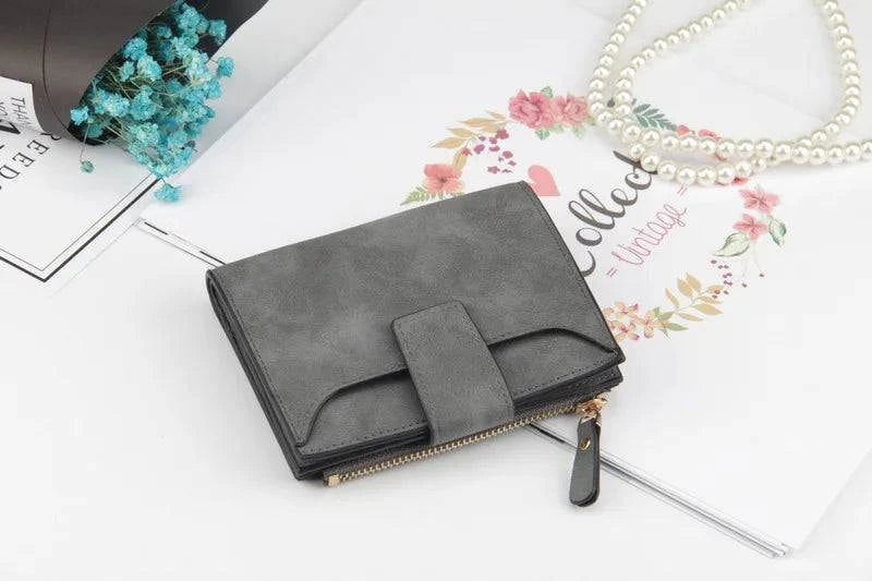 2024 Leather Women Wallet Hasp Small and Slim Coin Pocket Purse Women Wallets Cards Holders Luxury Brand Wallets Designer Purse